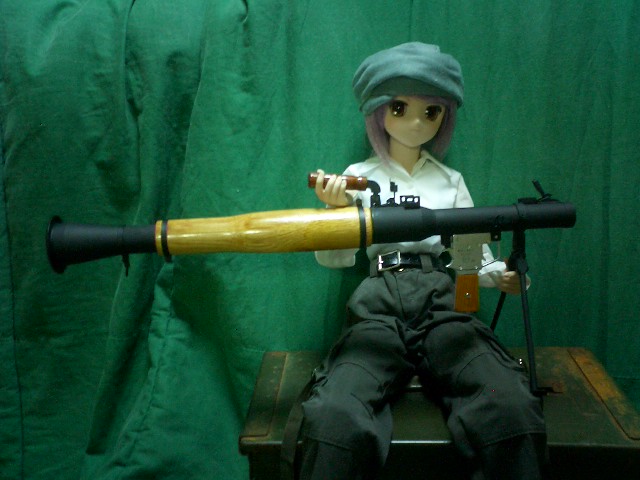 RPG-7$B$NK\BN(B